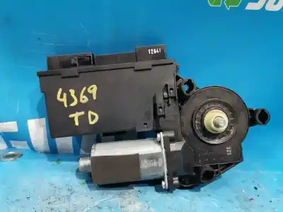 Автозапчастина б/у  для AUDI A8 (4E2)  Посилання на OEM IAM 4E0910802A  