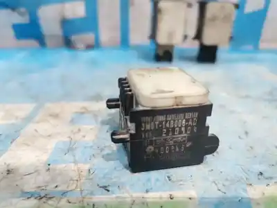 Peça sobressalente para automóvel em segunda mão  por FORD FOCUS BERLINA (CAP)  Referências OEM IAM 3M5T14B006AD  