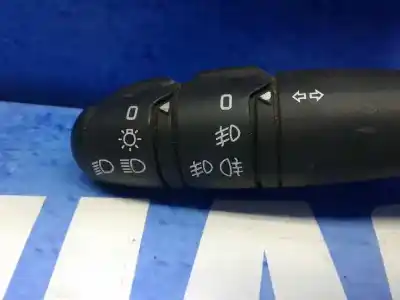 Pezzo di ricambio per auto di seconda mano controllo della luce per renault clio ii fase ii (b/cb0) base authentique 65 cv / 48 kw riferimenti oem iam   