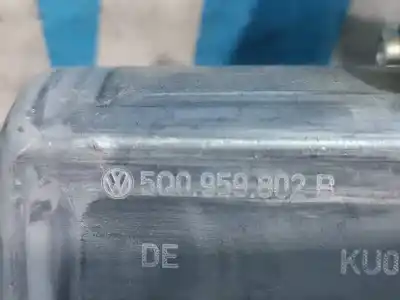Peça sobressalente para automóvel em segunda mão motor elevador vidro dianteiro direito por seat leon (5f1) 1.6 tdi referências oem iam 5q0959802b