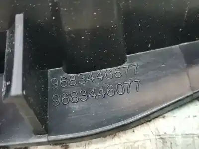 Peça sobressalente para automóvel em segunda mão puxador interior dianteiro direito por citroen c3 collection referências oem iam 9683446577  