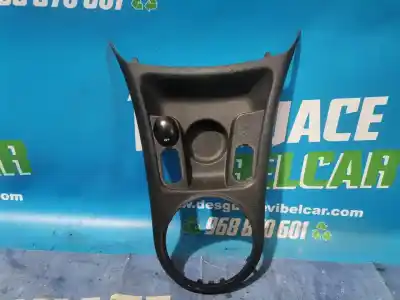 Автозапчастина б/у окрашувальник задніх ліхтарів для citroen c3 (f desde 11/2001) 1.1 8v посилання на oem iam 9637999777  