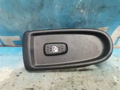 Pezzo di ricambio per auto di seconda mano Interruttore Alzacristalli Anteriore Destro per IVECO DAILY CAJA ABIERTA Cabina simple 50 C... batalla 3450 Riferimenti OEM IAM 5801304492  