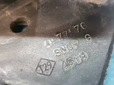 Second-hand car spare part support / sliding door guide for dacia dokker stepway essential oem iam references 7459712123  