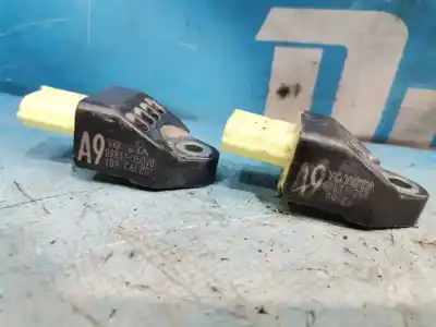 Peça sobressalente para automóvel em segunda mão sensor por toyota auris hybrid active referências oem iam 8983175010  