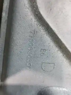 Pièce détachée automobile d'occasion LÉVE GLACE AVANT DROIT pour RENAULT TWINGO (CO6)  Références OEM IAM 7700830597  
