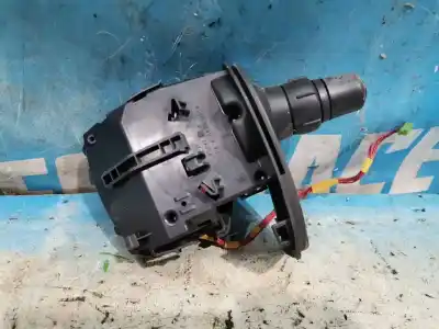 Second-hand car spare part indicator switch for renault clio iii 20 aniversario 90 cv / 66 kw oem iam references 88102001  