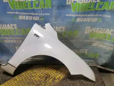 Peça sobressalente para automóvel em segunda mão GUARDA-LAMAS DIANTEIRO DIREITO por FORD FOCUS BERLINA (CAP)  Referências OEM IAM   