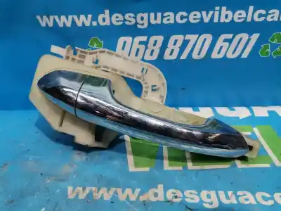 Peça sobressalente para automóvel em segunda mão puxador exterior frente direito por kia carens iv 1.7 crdi referências oem iam 