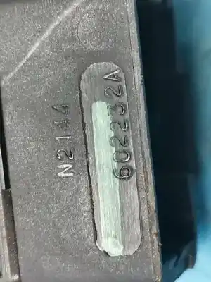 Peça sobressalente para automóvel em segunda mão interruptor 4 piscas - emergência por dacia duster ambiance 4x2 referências oem iam 602232a  