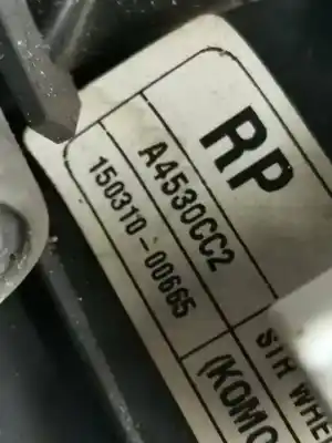 Peça sobressalente para automóvel em segunda mão volante por kia carens iv 1.7 crdi referências oem iam a4530cc2