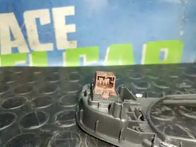 Автозапчастина б/у  для AUDI A1 (8X)  Посилання на OEM IAM 8X0837019D  