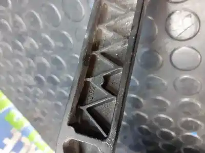 Автозапчастина б/у лівий передній ручок склоочисника для audi a1 (8x) attraction посилання на oem iam 18162  