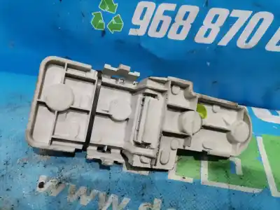 Pezzo di ricambio per auto di seconda mano portalampada per audi a3 (8l) 1.9 tdi ambiente riferimenti oem iam 29077001  