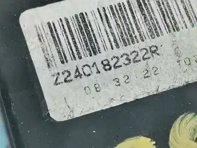 Peça sobressalente para automóvel em segunda mão caixa de fusíveis e relés por renault clio iv limited referências oem iam z24018