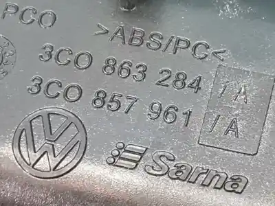 Автозапчастина б/у попільничка для volkswagen passat b6 (3c2) 2.0 tdi 16v посилання на oem iam 3c0863284