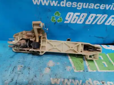 Second-hand car spare part exterior left front door handle for kia rio basic oem iam references   