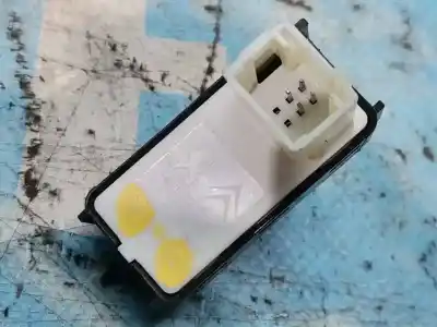 Peça sobressalente para automóvel em segunda mão botão / interruptor elevador vidro dianteiro direito por citroen c4 cactus shine referências oem iam 98044803zd  