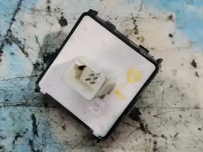 Peça sobressalente para automóvel em segunda mão botão / interruptor elevador vidro dianteiro esquerdo por citroen c4 cactus shine referências oem iam 98106397zd  