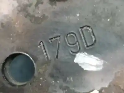Pezzo di ricambio per auto di seconda mano braccio sospensione inferiore anteriore destro per renault kangoo (f/kc0) dekathlon (kcoa/c/d/h) riferimenti oem iam 179d  