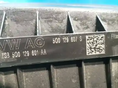 Peça sobressalente para automóvel em segunda mão suporte do filtro de ar por seat leon (5f1) 1.6 tdi referências oem iam 5q0129607s  