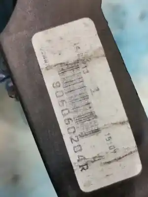 Peça sobressalente para automóvel em segunda mão suporte maçaneta externa dianteira direita por renault clio iv limited referências oem iam 806060204r