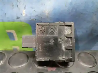 Peça sobressalente para automóvel em segunda mão  por CITROEN C3  Referências OEM IAM 96661868XT  