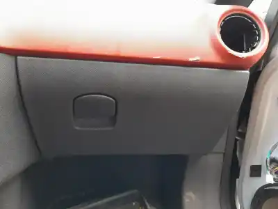 Автозапчастина б/у бардачок для OPEL CORSA D (S07) 1.3 CDTI (L08 L68) Посилання на OEM IAM   