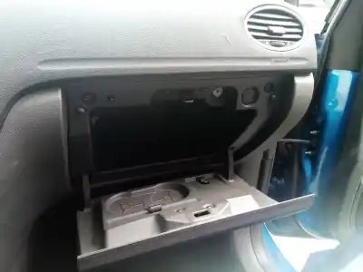 Pezzo di ricambio per auto di seconda mano scatola di guanti per ford focus ii (da_, hcp, dp) 1.6 tdci riferimenti oem iam   