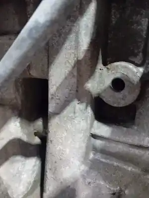 Pezzo di ricambio per auto di seconda mano motore completo per peugeot 206 hatchback (2a/c) 1.1 i riferimenti oem iam hfz  