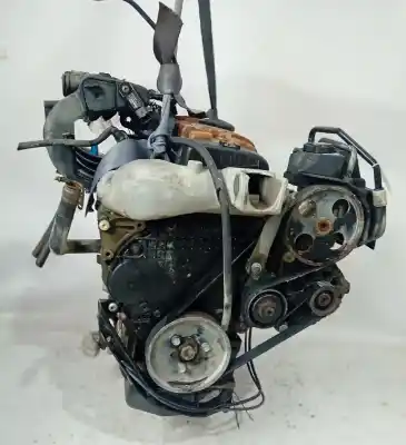 Pezzo di ricambio per auto di seconda mano motore completo per peugeot 206 hatchback (2a/c) 1.1 i riferimenti oem iam hfz  