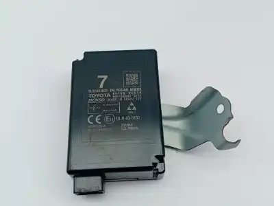 İkinci el araba yedek parçası  için TOYOTA YARIS (_P13_)  OEM IAM referansları 89760-0D070  