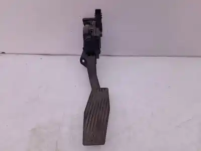 Second-hand car spare part accelerator pedal for opel zafira tourer c (p12) 1.6 cdti (75) oem iam references 13253781