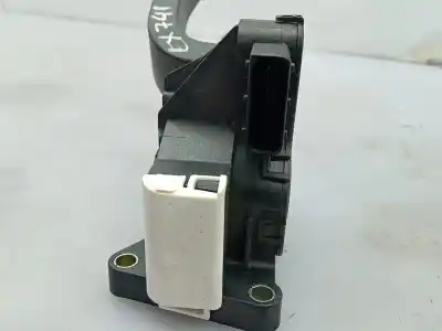 Second-hand car spare part accelerator pedal for opel adam (m13) 1.4 oem iam references 13305804  