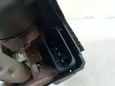 Автозапчасти б/у мотор переднего стеклоочистителя за volvo v40 hatchback (525) d2 ссылки oem iam 3397021692  