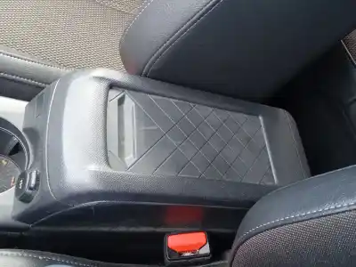 Автозапчастина б/у центральний подлокник для ds ds 3 crossback (u_) 1.2 puretech 100 hnk посилання на oem iam 
