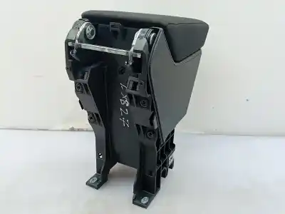 Pièce détachée automobile d'occasion ACCOUDOIR CENTRAL pour VOLKSWAGEN POLO VI (AW1, BZ1, AE1)  Références OEM IAM 6F0864207D  