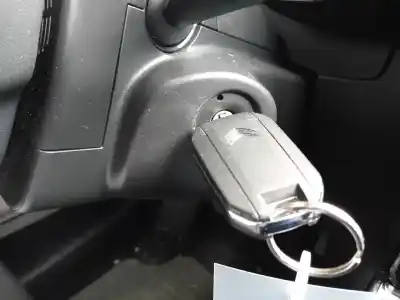 Peça sobressalente para automóvel em segunda mão farolim da mala traseiro direito por citroen c3 iii (sx) 1.5 bluehdi 100 referências oem iam 