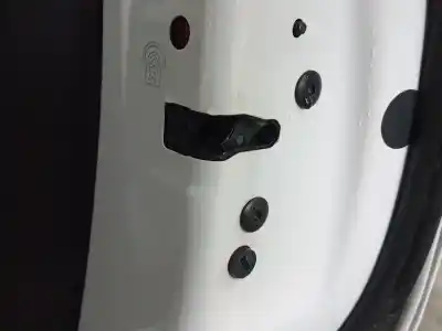 Peça sobressalente para automóvel em segunda mão canto de pára choques traseiro direito por citroen c3 iii (sx) 1.5 bluehdi 100 referências oem iam 