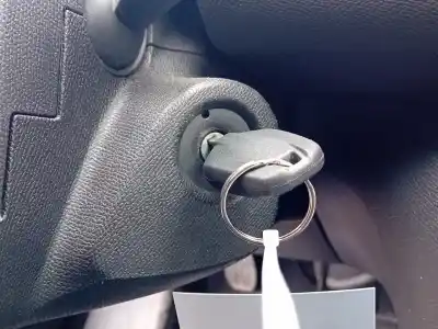Автозапчасти б/у правый задний фонарь в двери за peugeot 308 sw ii (lc_, lj_, lr_, lx_, l4_) 1.5 bluehdi 100 ссылки oem iam 