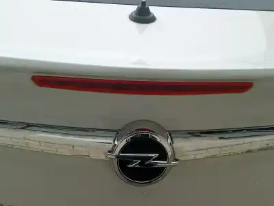 Автозапчасти б/у центральный задний фонарь за opel insignia a (g09) 2.0 cdti (68) ссылки oem iam 