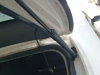Автозапчастина б/у амортизаторі багажника/дверей для opel astra h gtc (a04) 1.7 cdti (l08) посилання на oem iam 