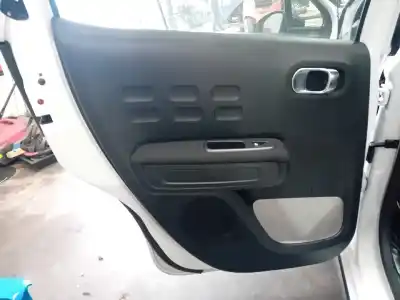 Автозапчастина б/у ОБКІТКА ЗАДНІХ ЛІВІХ ДВЕРЕЙ для CITROEN C3 III (SX)  Посилання на OEM IAM   