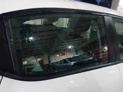 Peça sobressalente para automóvel em segunda mão moldagem por citroen c3 iii (sx) 1.5 bluehdi 100 referências oem iam 