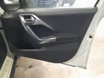 İkinci el araba yedek parçası sag ön kapi kaplamasi için peugeot 2008 i (cu_) 1.2 thp 110 / puretech 110 oem iam referansları 