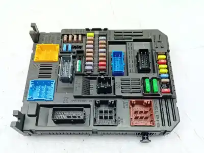 Pièce détachée automobile d'occasion BOÎTES À FUSIBLES pour PEUGEOT 3008 SUV (M_)  Références OEM IAM 9830790580-00  
