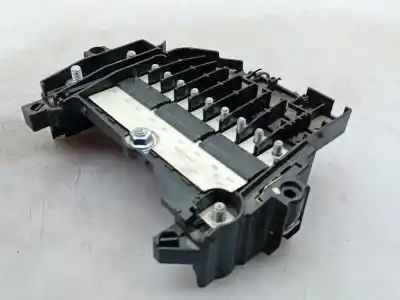 Second-hand car spare part fuse box unit for volvo v40 hatchback 480 gasóleo 2013 5p oem iam references 30659192-3  