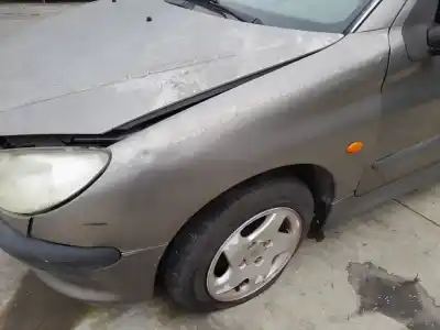 Автозапчастина б/у передне ліве крило для peugeot 206 hatchback (2a/c) 1.1 i посилання на oem iam   