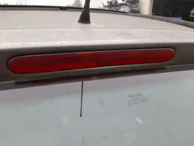Автозапчасти б/у центральный задний фонарь за peugeot 206 hatchback (2a/c) 1.1 i ссылки oem iam 