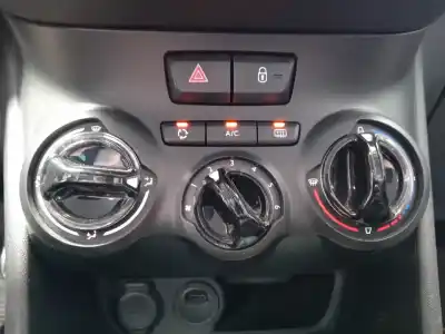 Автозапчасти б/у ОТОПЛЕНИЕ / КОНДИЦИОНИРОВАНИЕ ВОЗДУХА за PEUGEOT 208 I (CA_, CC_)  ссылки OEM IAM E1063071  